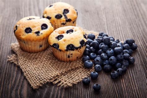 pioneer woman blueberry muffin recipes.